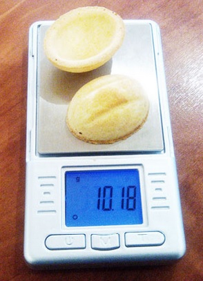 Автоматическая орешница для производства печенья орешки со сгущенкой - фотография
