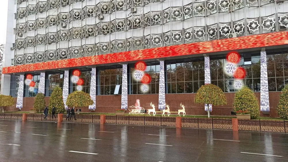 Новогодние 3д фигуры. Ташкент - фотография