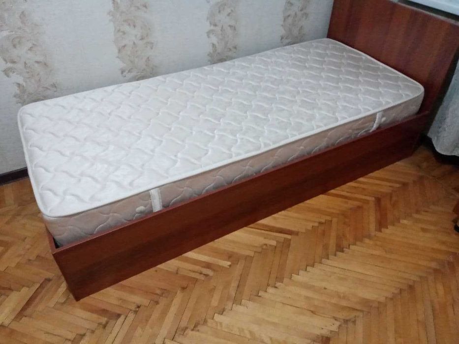 Продам односпальные кровати в отличном состоянии. (ЛДСП) - фотография